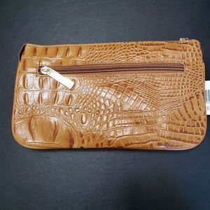 Madi Claire brown with bronze leather clutch